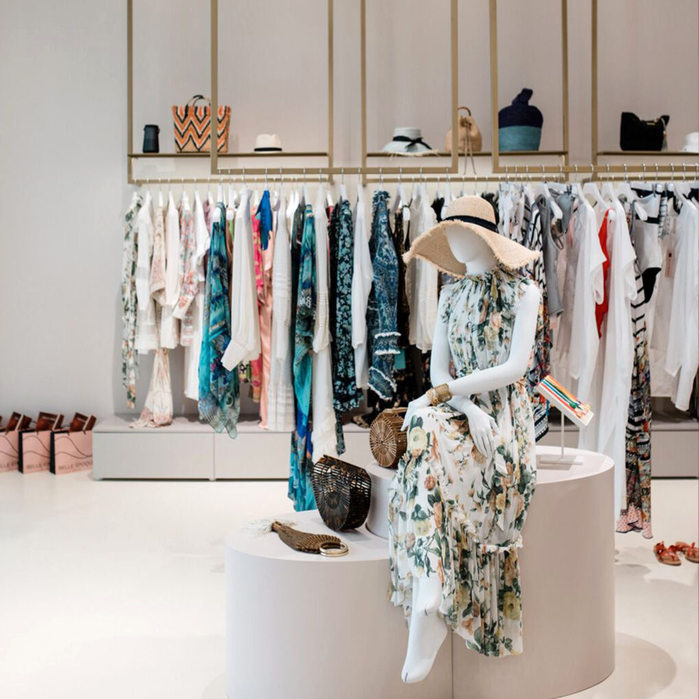 How to Find the Best Clothing Vendors for Boutiques: What Factors Should Be Considered?